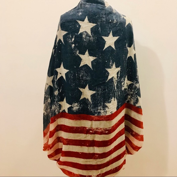 Mossimo Supply Co. stars and stripe red, white and blue infinity scarf. EUC - Picture 6 of 10